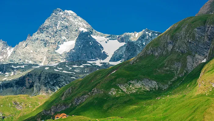 The Kaiser-Franz-Josefs-Höhe: Großglockner up close